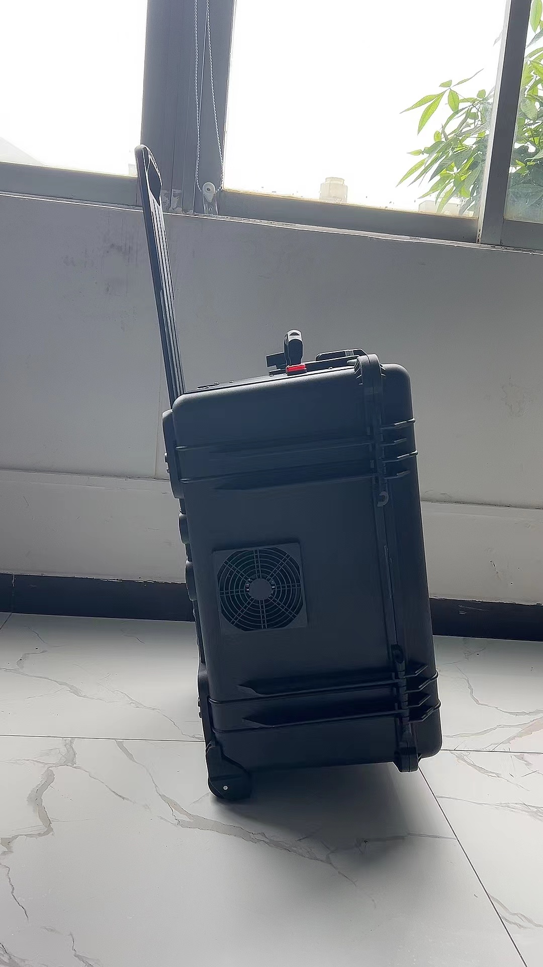 历下手拉箱型移动通信干扰器